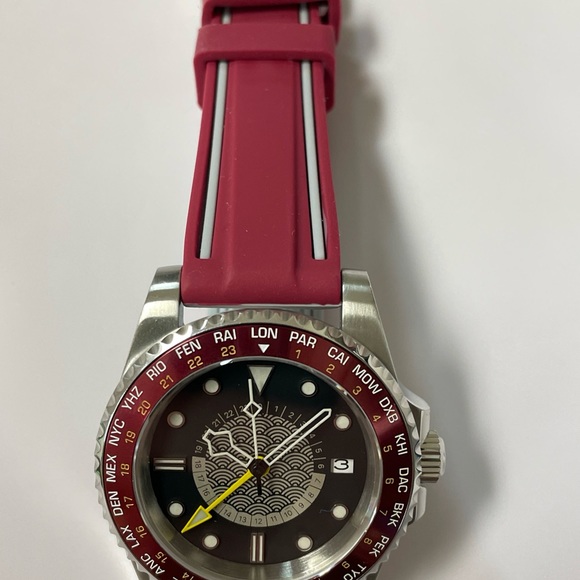 Automatic Custom Diver GMT Watch. NH34 movement. Japanese SEIGAIHA Wave Pattern. - Picture 5 of 5